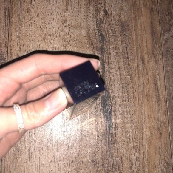 2 Estee Lauder Lipstick for $39 - Picture 4 of 5